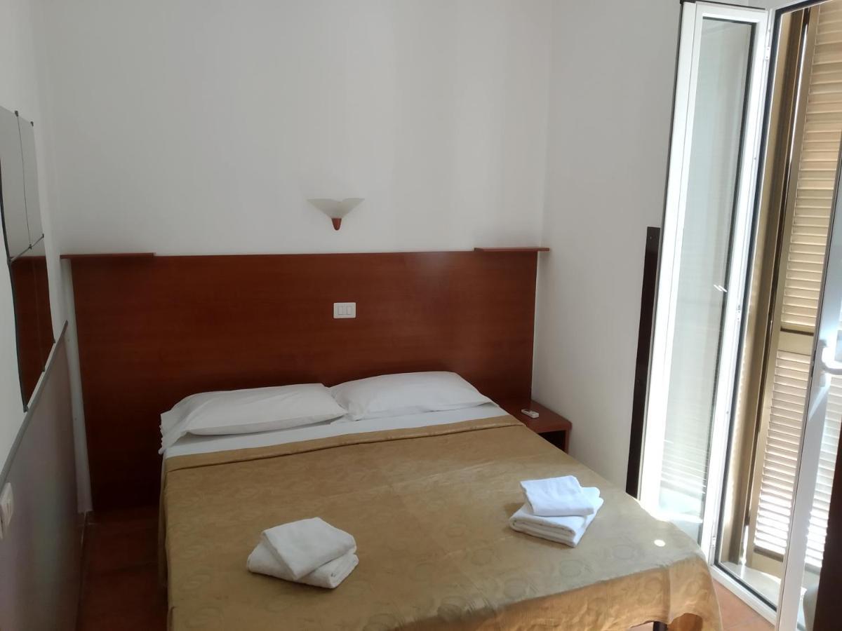 San Daniele Bundi House Hotel Rome Exterior photo
