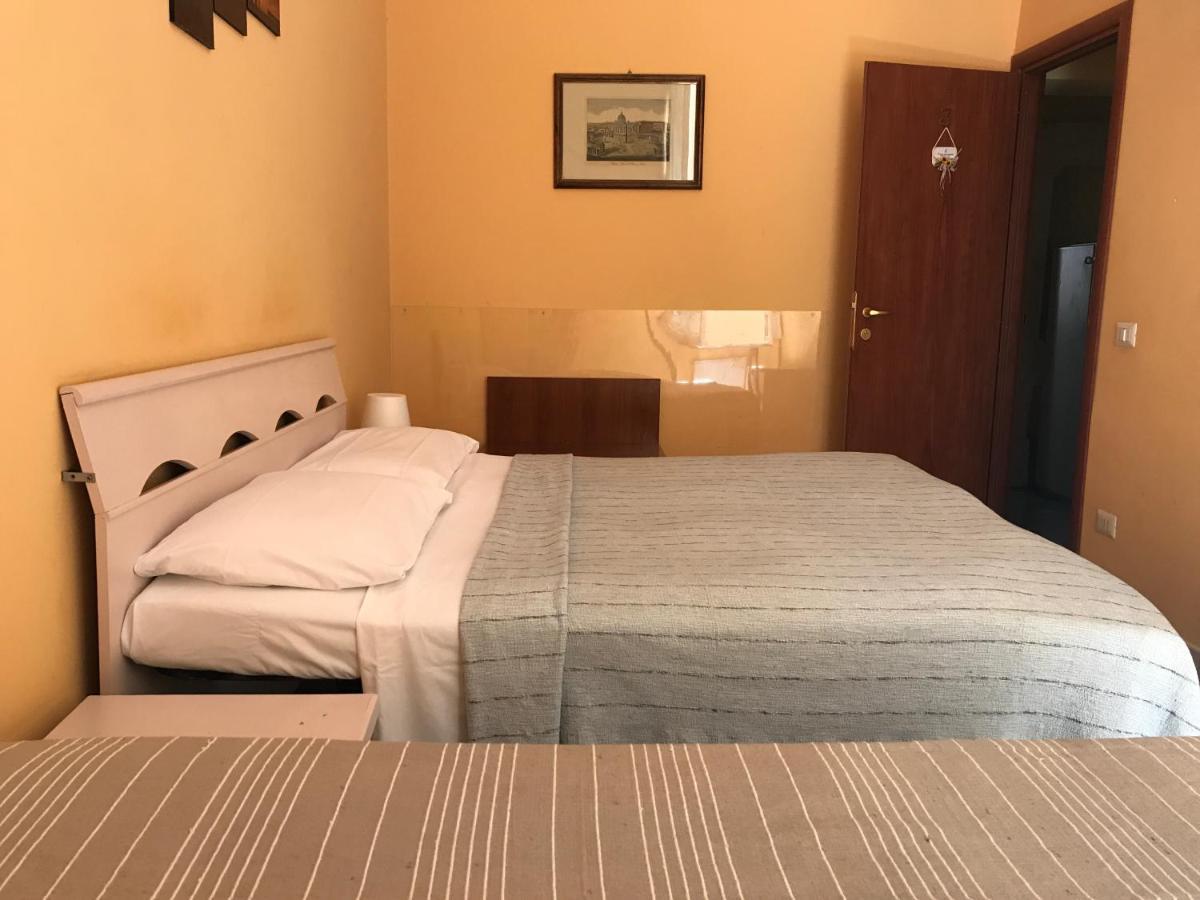 San Daniele Bundi House Hotel Rome Exterior photo