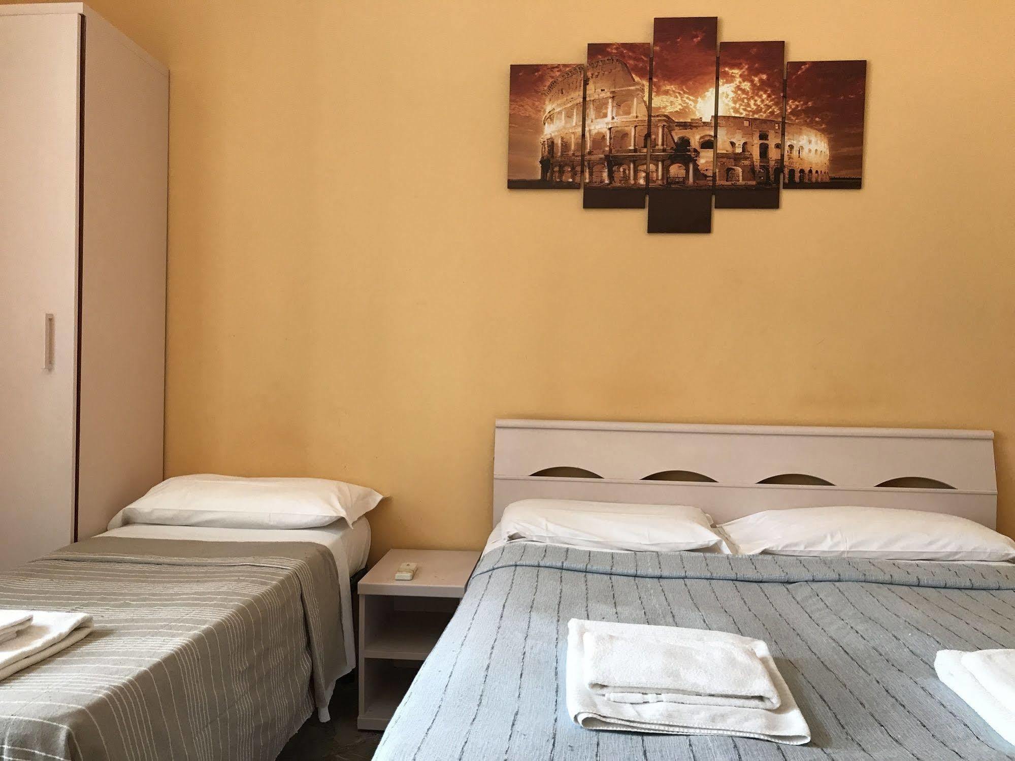 San Daniele Bundi House Hotel Rome Exterior photo